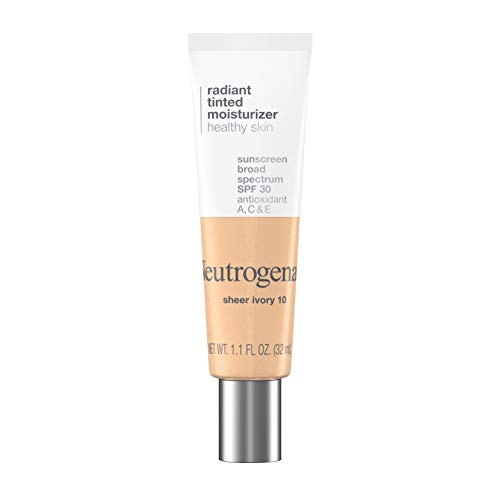 Mac Foundation with Moisturizing Benefits