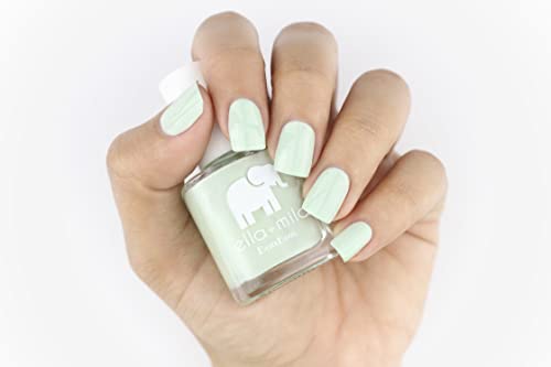 Pistachio Green 15ml Nail Polish with Sweet Finish for a Trendy Look - Image 5