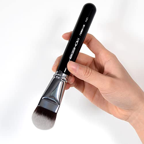 Mac Foundation Brush Gently Used for Flawless Makeup Application - Image 6