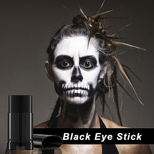Blue and black eyeshadow for dramatic eye makeup. - Image 6