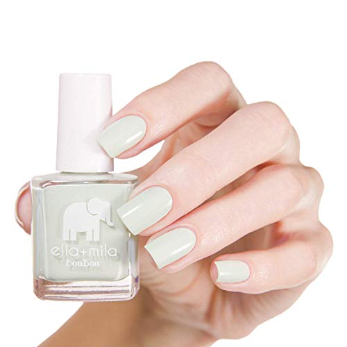 Pistachio Green 15ml Nail Polish with Sweet Finish for a Trendy Look - Image 3