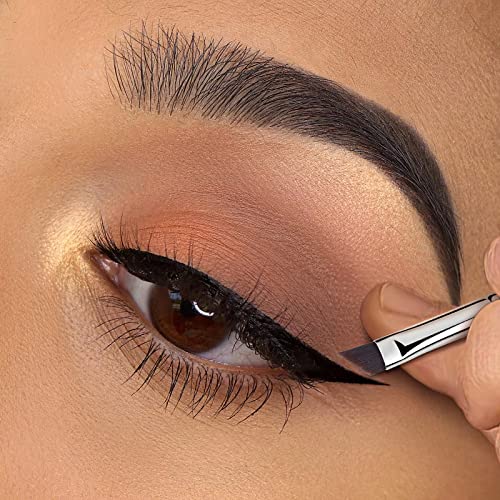 MAC Black Eyeliner 0.12 oz with Brush Applicator for Smooth, Defined Eyes - Image 4