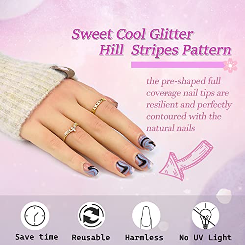 24pc Monochrome Striped Acrylic Nail Set for Stylish Nail Art - Image 4