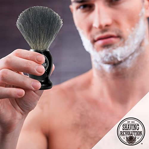 Luxury Classic Medium Size Badger Shaving Brush for a Smooth Close Shave - Image 4