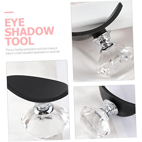 Black Eyeshadow Makeup Tutorial - Image 4