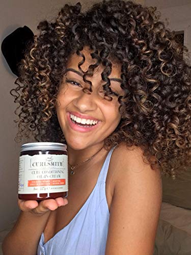 Curlsmith 12 oz Moisturizing and Detangling Leave In Conditioner - Image 4