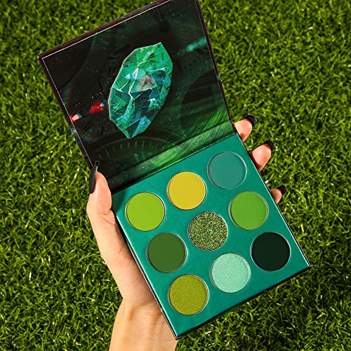 MAC Green Eyeshadow Swatches and Review for All Skin Types 2g - Image 2