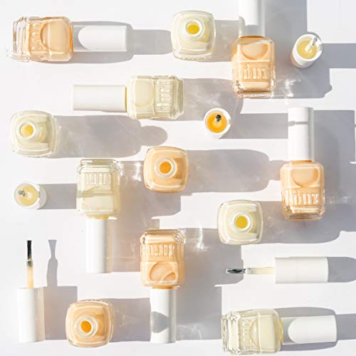 OPI Off White Nail Polish 15ml for Chic and Elegant Looks - Image 5