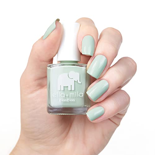 Pistachio Green 15ml Nail Polish with Sweet Finish for a Trendy Look - Image 2