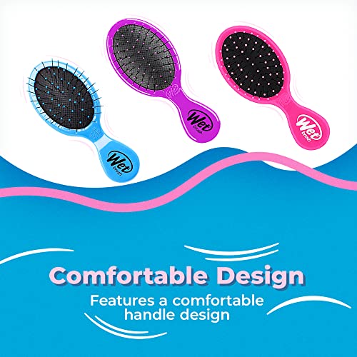 Portable hair brush that fits in backpack. - Image 6