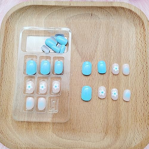 Short Blue Acrylic Nails - Image 4