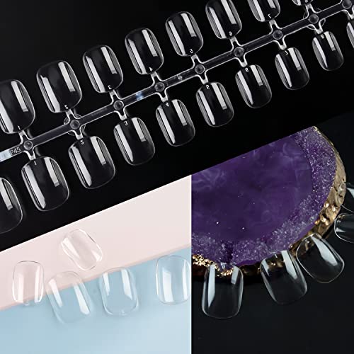 Short Rounded Acrylic Nails with Elegant Design, 24 Piece Set - Image 5