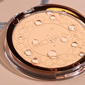 ?Sweat-proof powder foundation for long-lasting wear.?