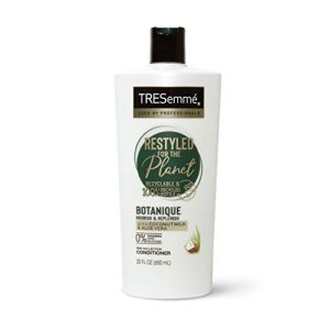 8 oz Aloe Vera Leave-In Conditioner for Hydrating and Nourishing Hair