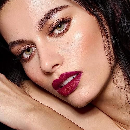 Wrinkle-fighting lipstick for youthful lips. - Image 3