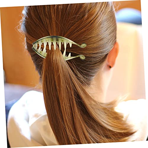 Banana-shaped blow dryer for quick and stylish hair drying. - Image 6