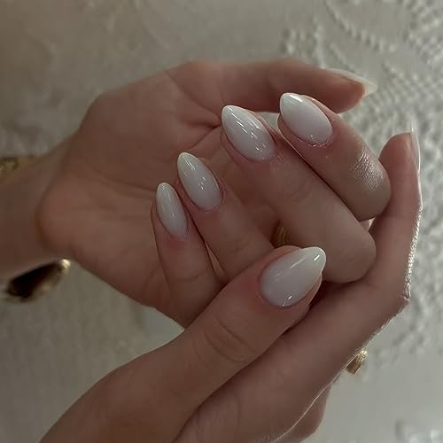 Acrylic Nails Cost: What to Expect - Image 2