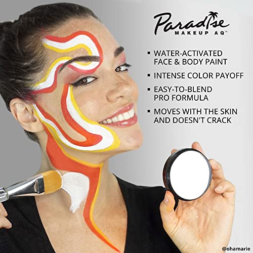 Black Eyeliner Halloween Look Guide for Perfect Spooky Eye Makeup Application - Image 4