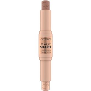 Revitalizing under eye cream for magical results.