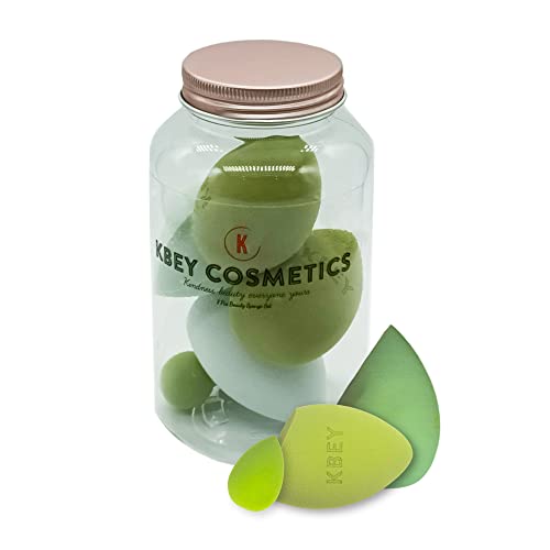 Arden Sponge Cream Makeup: Light, smooth, and flawless finish.