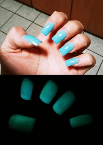 Glow-in-the-dark acrylic nails for a fun nighttime look. - Image 8