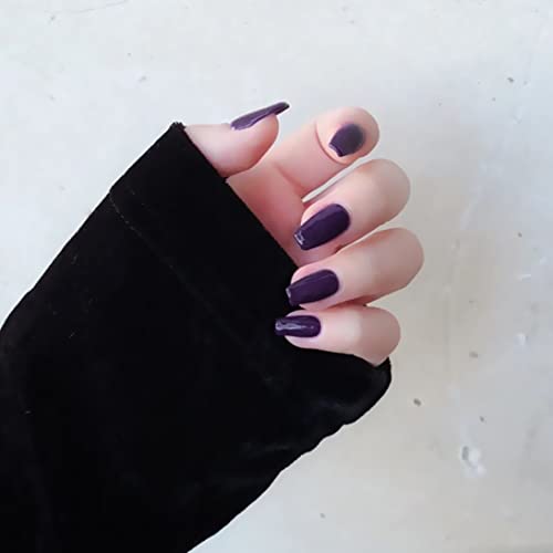 Unsanitary Acrylic Nails - Image 9