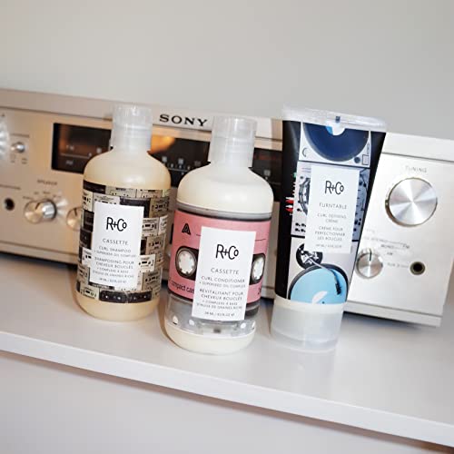 Styling gel for hair by Davines - Image 5