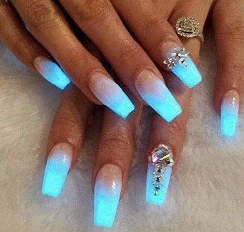 Glow-in-the-dark acrylic nails for a fun nighttime look. - Image 7