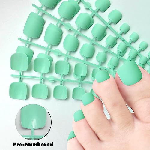 Matte Dark Green Acrylic Nails - Image 3