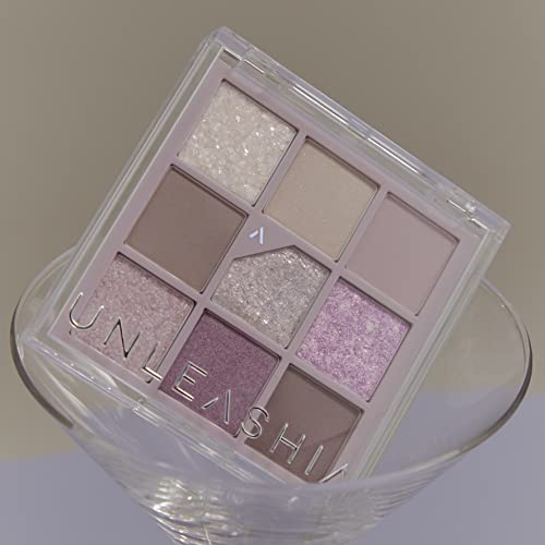 Purple eyeshadow palette available in Australia. - Image 3