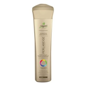 Nourishing hair treatment with olive oil and honey.