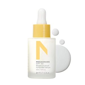 Lightweight Oil-Control Sunscreen for Oily Skin, Ideal Under Makeup, 50ml Capacity