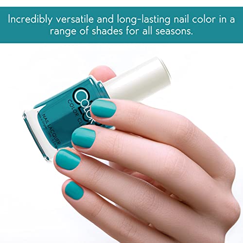 White holographic nail polish for a stunning manicure. - Image 3
