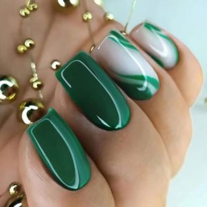 **Easy Apply Stick-On Nails for Instant Manicure, 24 Pieces**