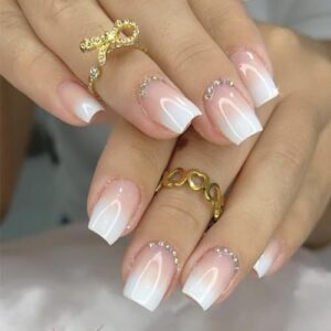 24 Piece Short French Acrylic Nails Set for Elegant Chic Nail Art