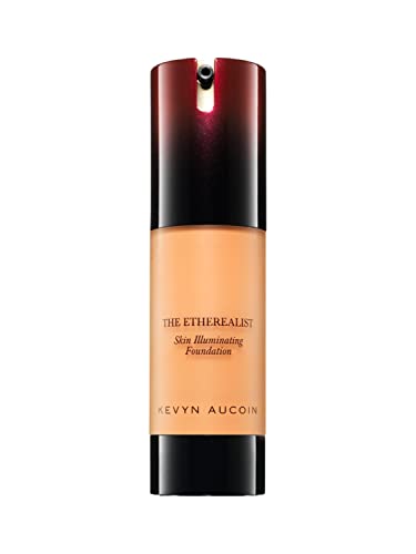 Summer Cream Foundation: Lightweight Coverage for Hot Weather