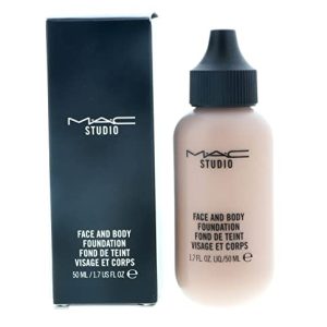 Lightweight New Mac Foundation for Flawless Skin, 30ml Capacity