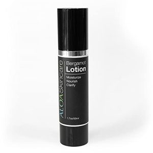 4 oz Lightweight Hydrating Moisturizer for Flawless Makeup Application