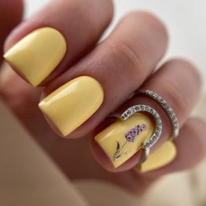 Pastel Yellow Gel Nail Polish 15ml Chip-Resistant Long-Lasting Formula