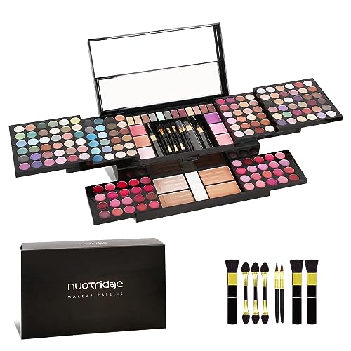 Clinique Makeup Gift Set: Essentials for a Flawless Look