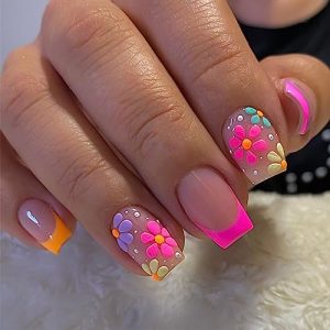 French Tip Press on Nails Short Square Fake Nails with Glue on Nails for Women Pink False Nails with Flower Designs Glossy Acrylic Nails Stick on Nails 24pcs…