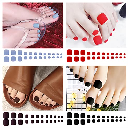 Yellow toenails result from wearing nail polish. - Image 5