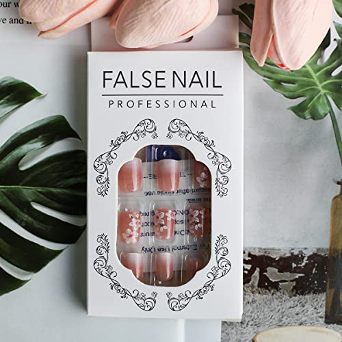 24 Chic Acrylic Nail Designs for Sophisticated Looks - Image 5