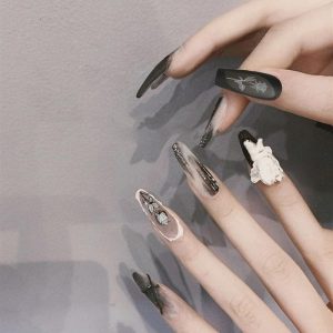 Matte Black Coffin Shaped Acrylic Nail Set 24 Pieces for Stylish Nail Art