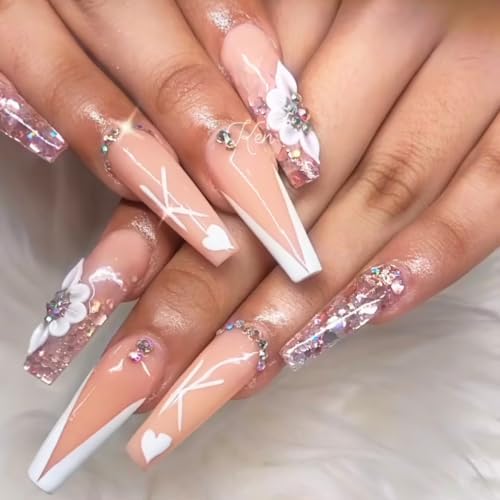 Acrylic Nail Art: Creative Designs - Image 4