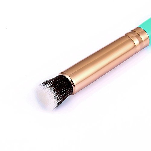 Dual-Action Hair and Makeup Brush for Effortless Styling and Flawless Application - Image 2
