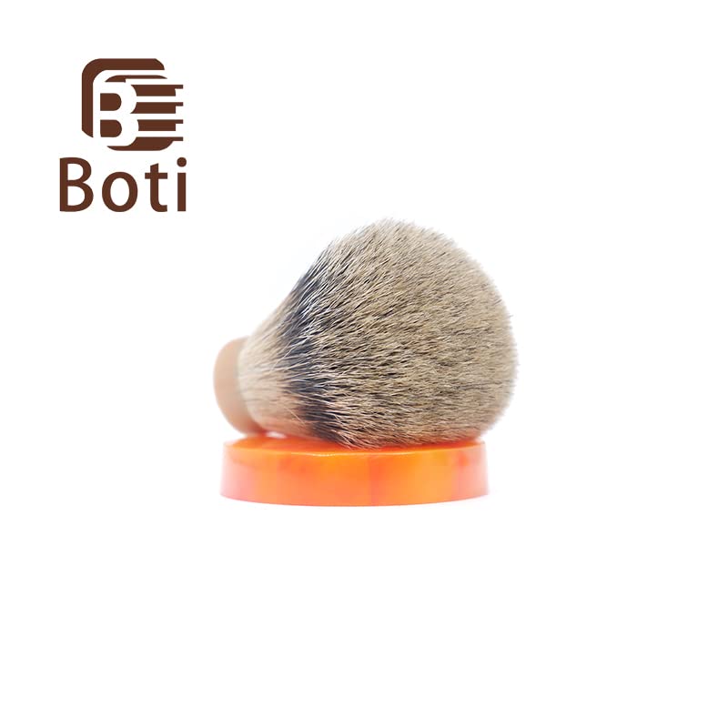 Redtree Gentle Badger Hair Grooming Brush for Soft, Smooth Results, Large - Image 3
