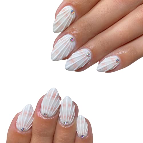 Short Gel Nail Care Tips: Protect, hydrate, and maintain your gel nails. - Image 6