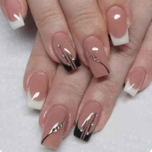 24 Piece Short White Square Acrylic Nails Kit for a Stylish Elegant Look