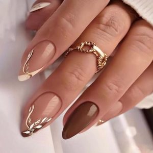 24 Pcs White Nude Press on Nails Short Almond - SHANRUN Acrylic Fake Nails Press ons French Nail Art Tip Glue on Nails Full Cover False Nails with Silver Glitter Design Stick on Nails Acrylic Art Kit